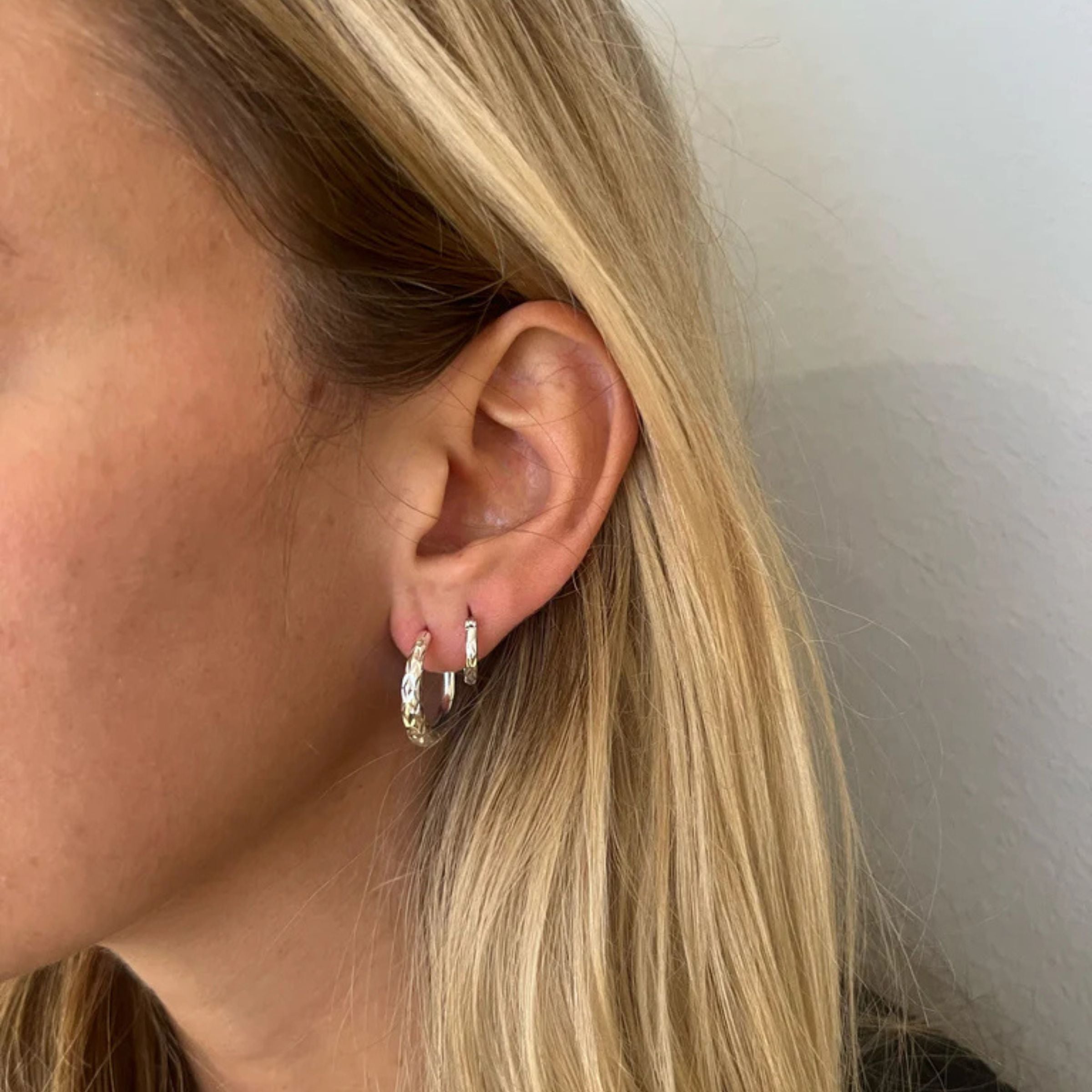 Tiny Rhombus Earring