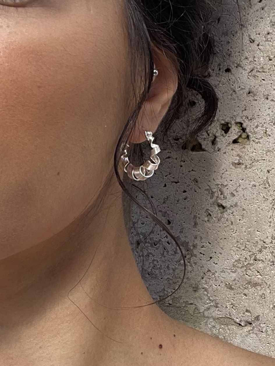 Small Curly Hoop