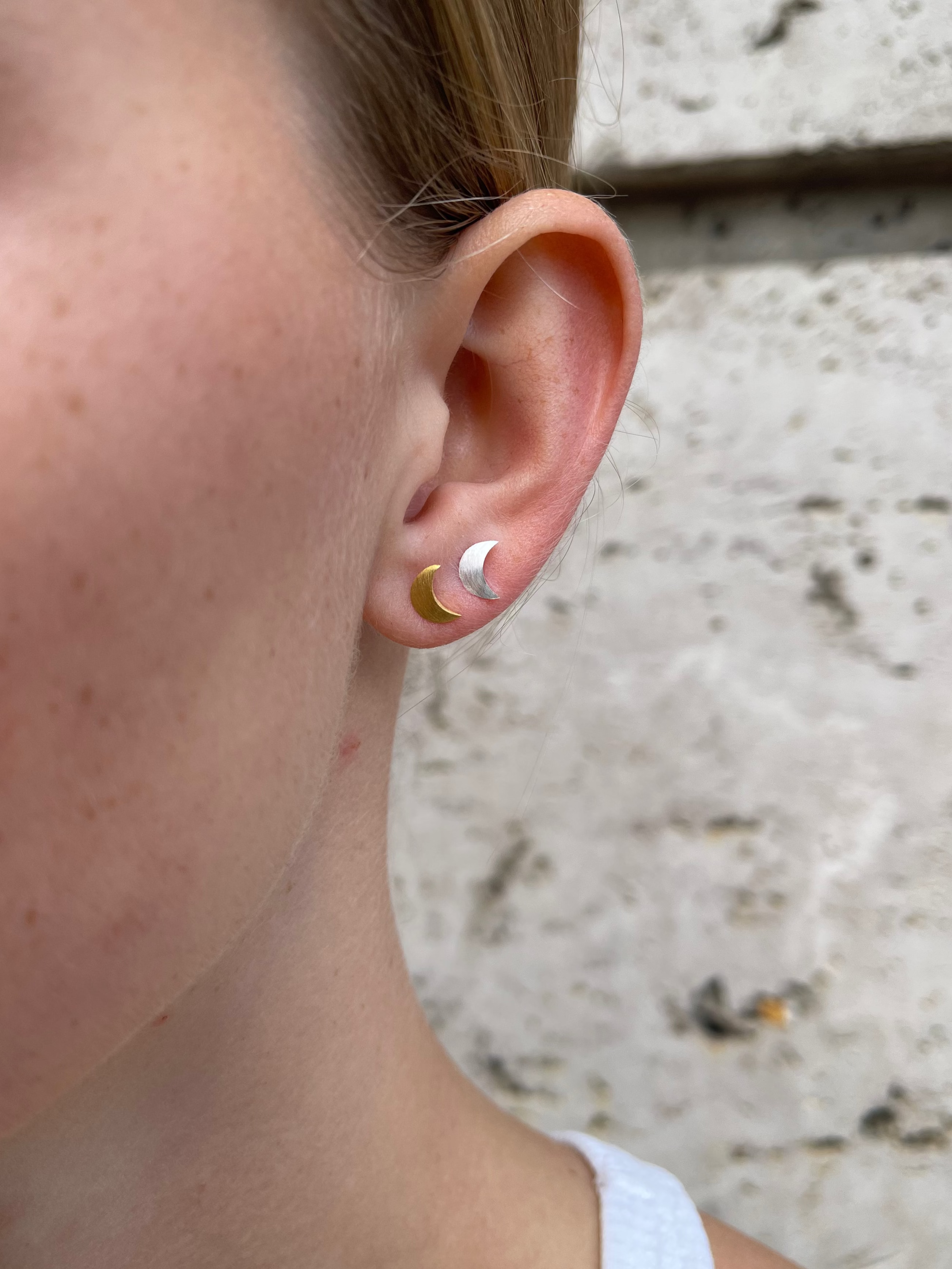 Small Half Moon Stud