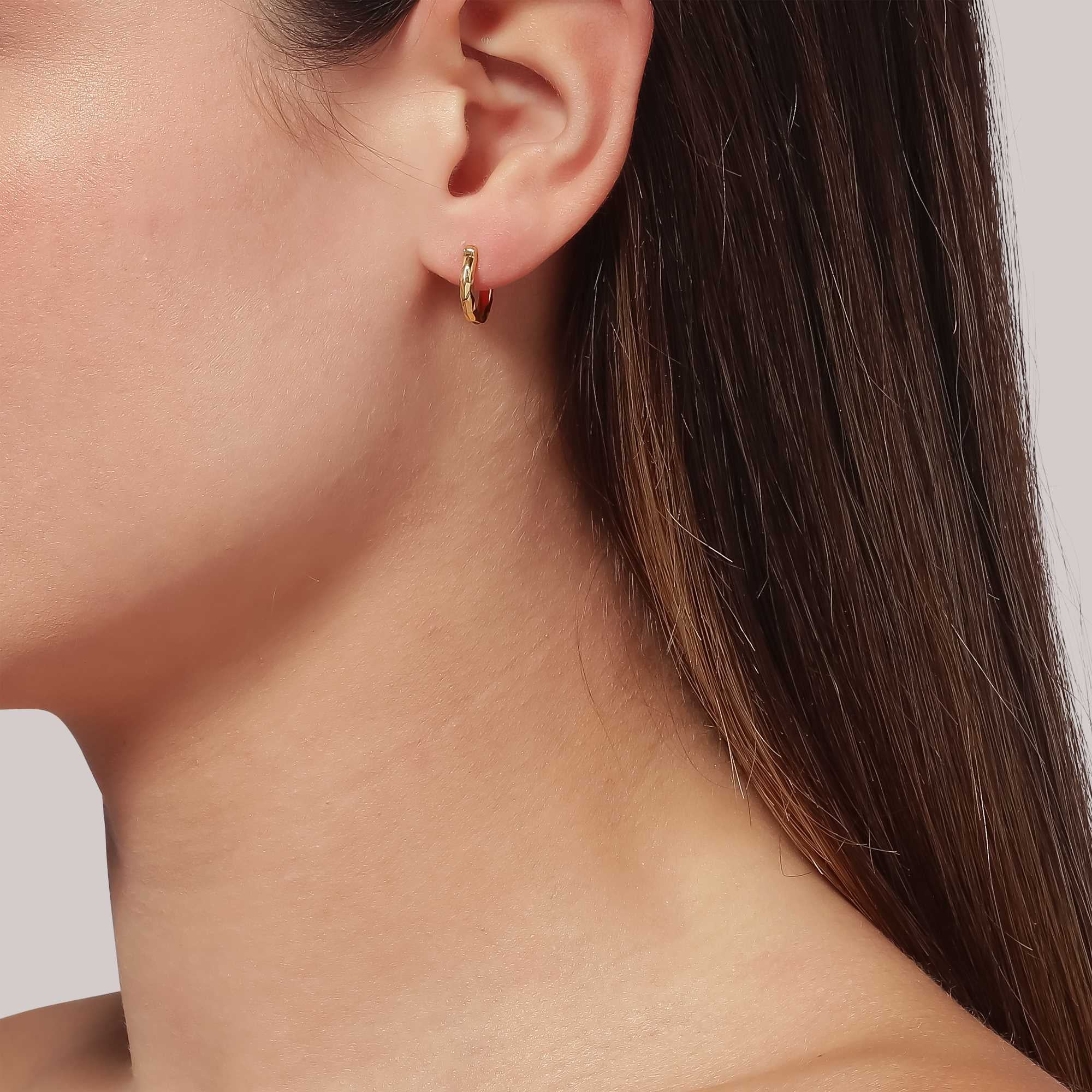 Tiny Rhombus Earring