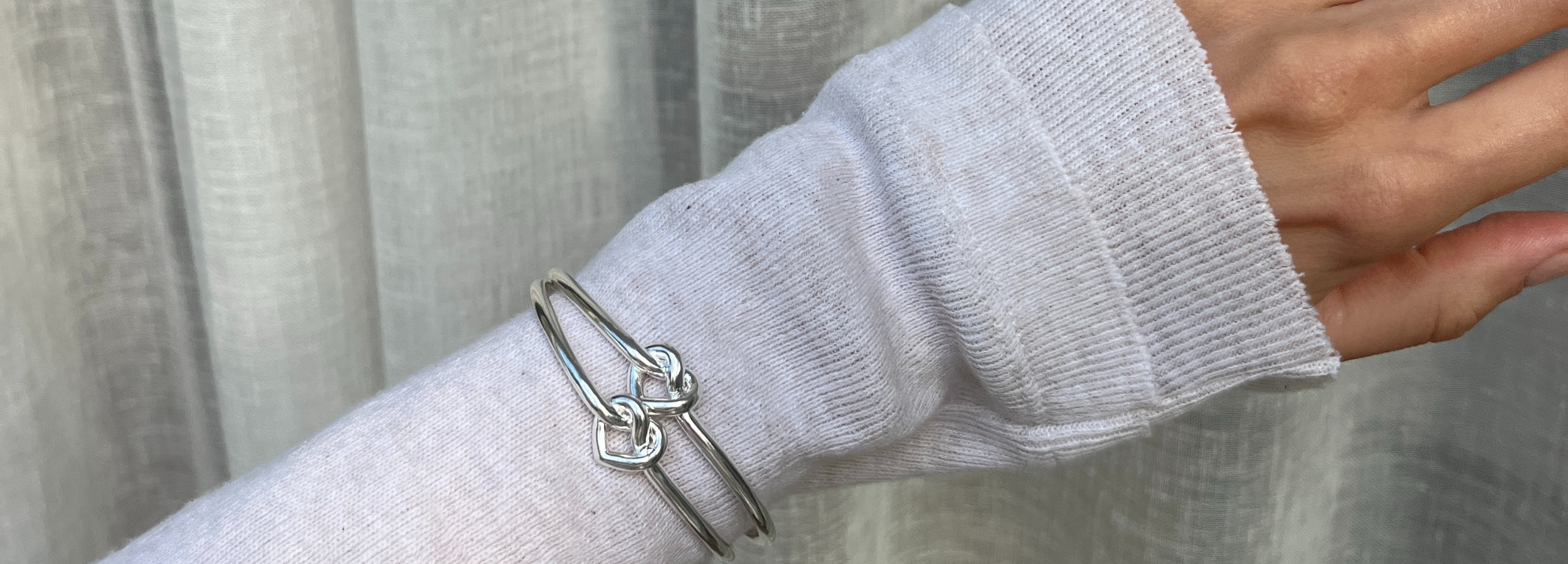 Bracelets in silver